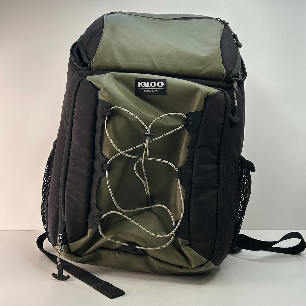 Igloo 30-Can MaxCold Voyager Cooler Backpack Olive